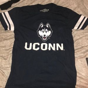 UCONN university of Connecticut Jersey t shirt
